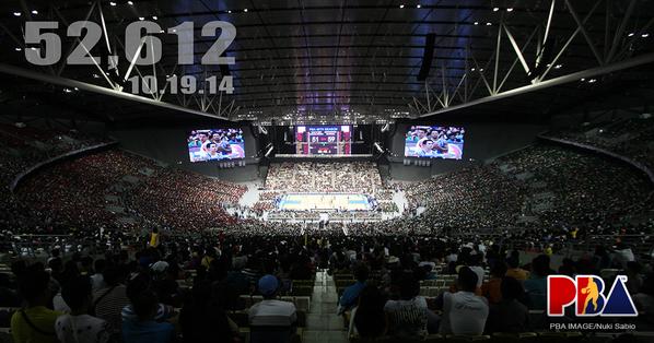 phl-arena-crowd-pba