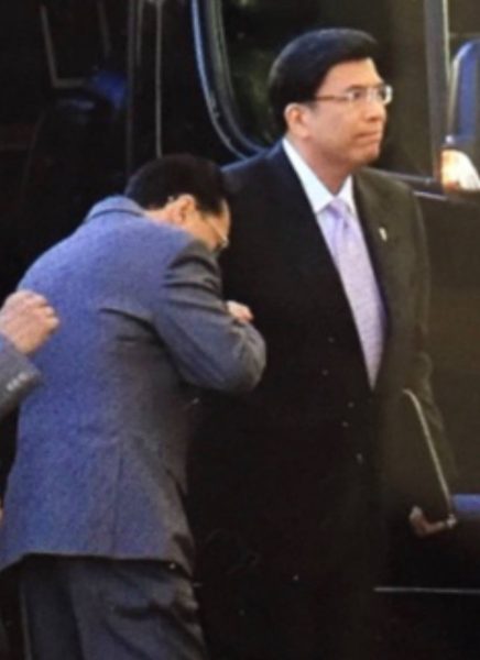 [2018.08.13] Hand kissing EVM.jpg